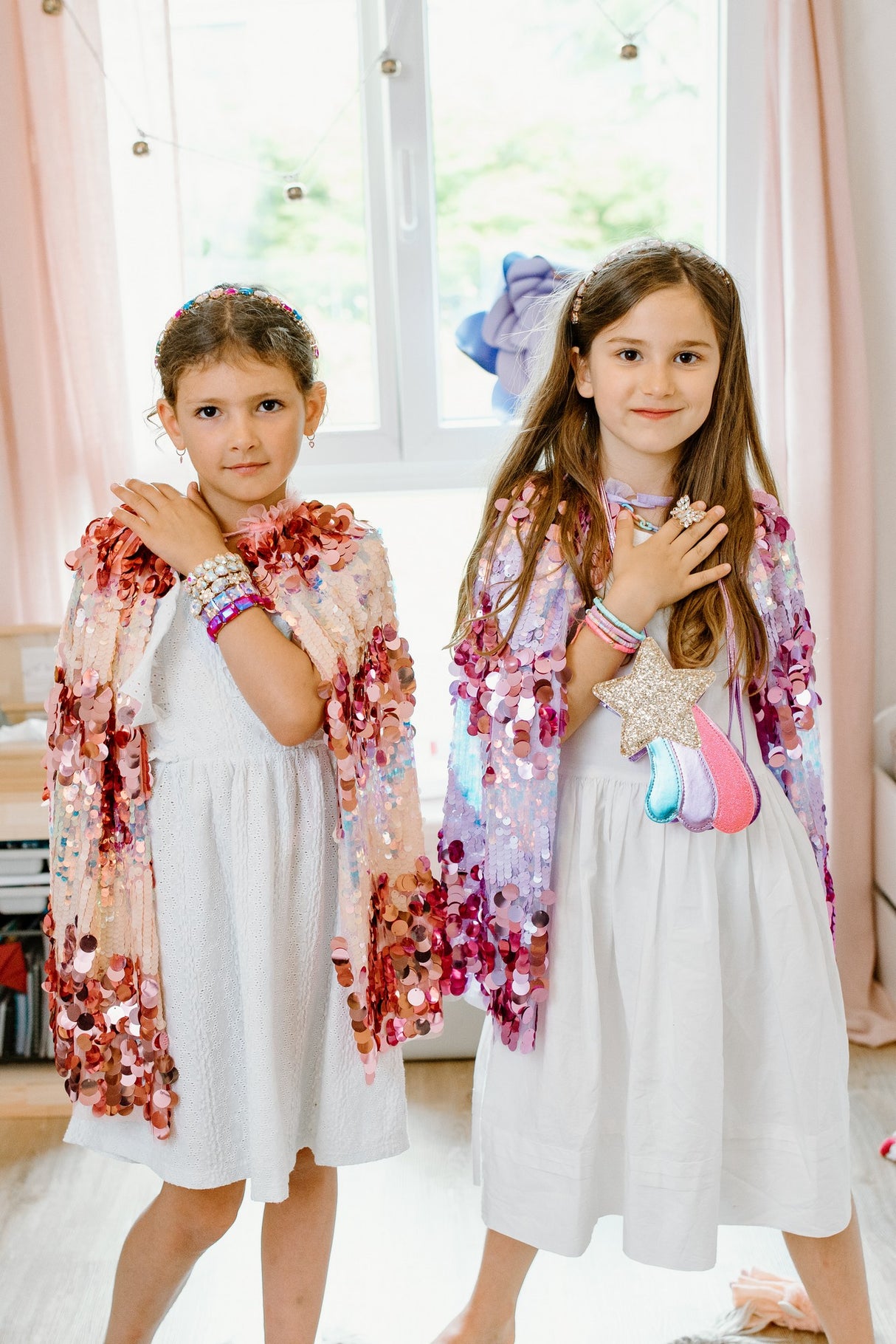 Pailetten Umhang 4-6 Jahre