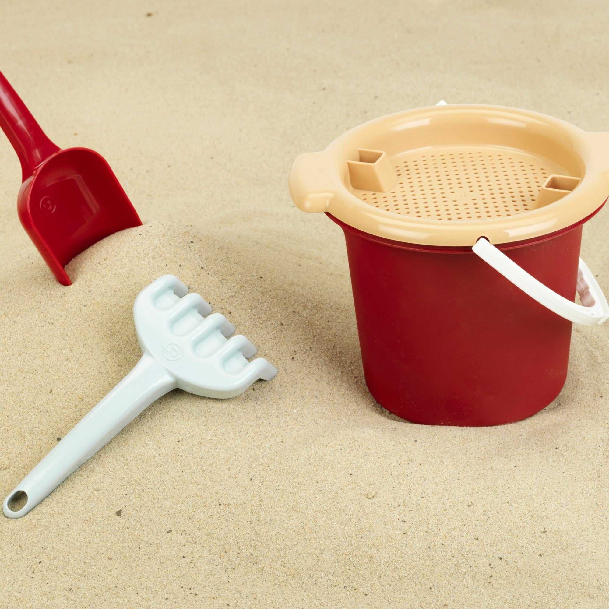 Mondo Toys Miraculous Strandset – 6-teilig Mit Eimer (ø17 Cm), Schaufel, Gießkanne & Mehr, Ab 3 Jahren