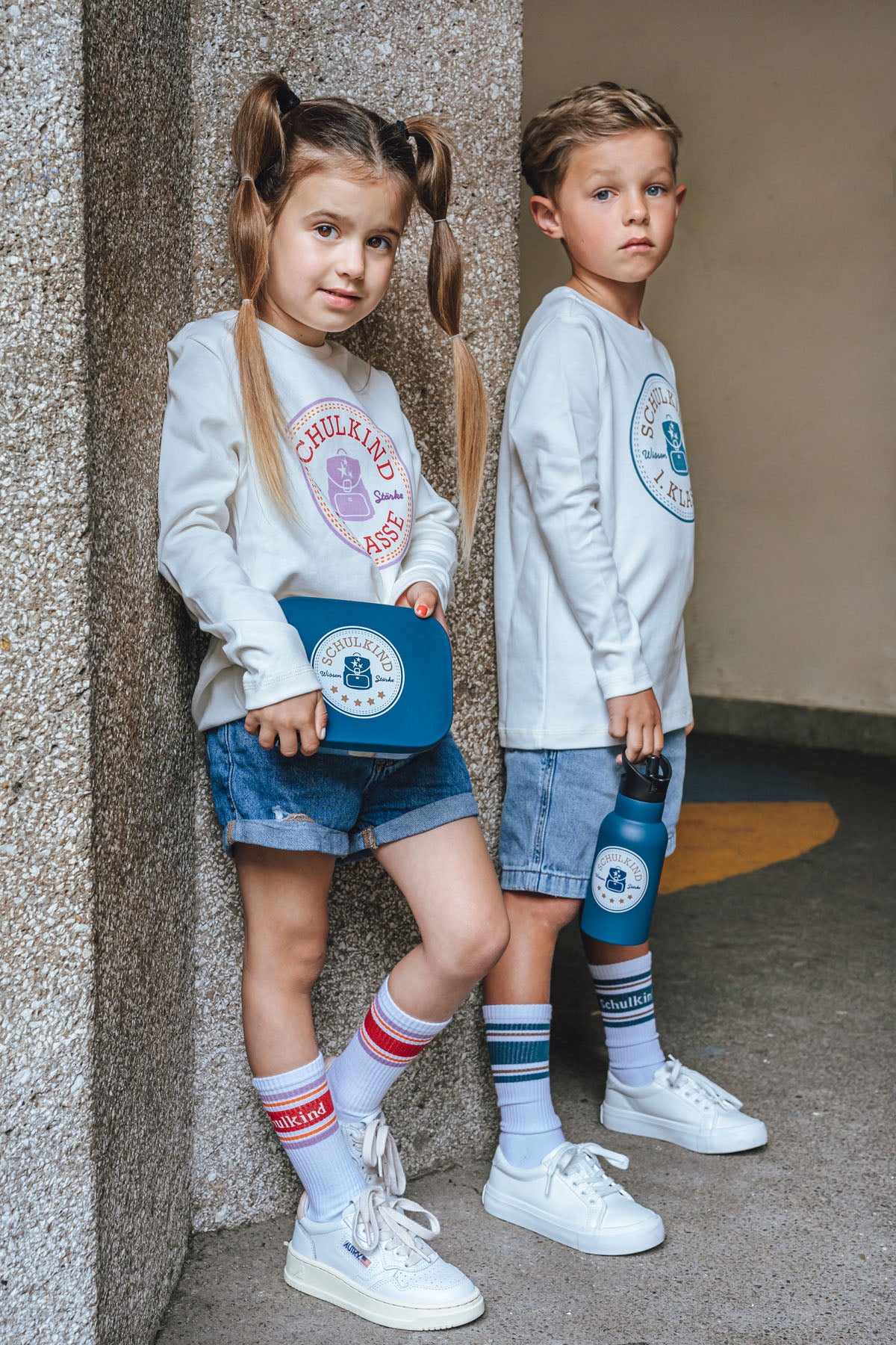 T-Shirt Schulkind/ Fliederkikadu-Shirt Schulkind/ Fliederkorbmayer. ganz besonders. für kinder.