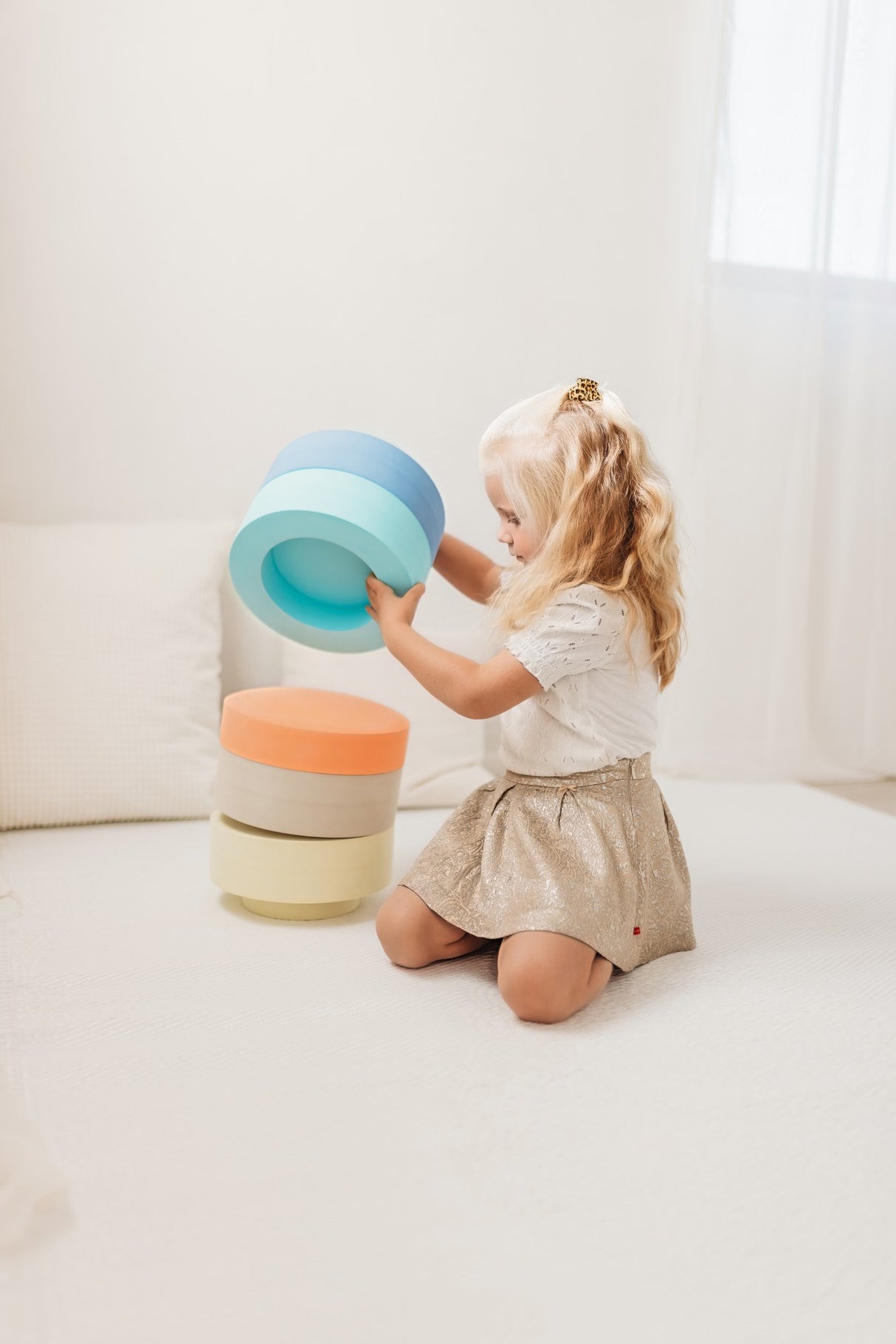 Rainbow- Chair - korbmayer. ganz besonders. für kinder.