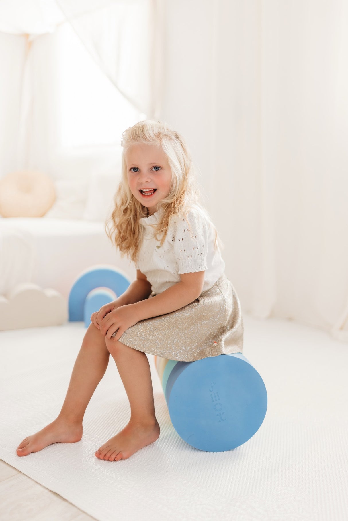 Rainbow- Chair - korbmayer. ganz besonders. für kinder.