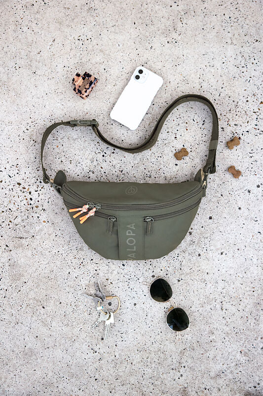 Leckerli Tasche Emma/ dark olive