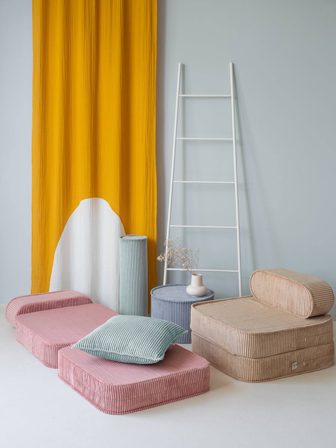 Block Cushion/ Peppermint Green