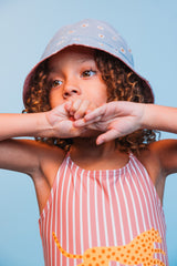 UV- Wende- Hut/ Gänseblümchen 2-4 Jahre