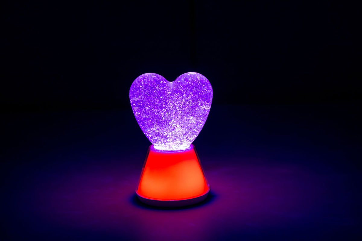 Glitzerlampe in Herzform