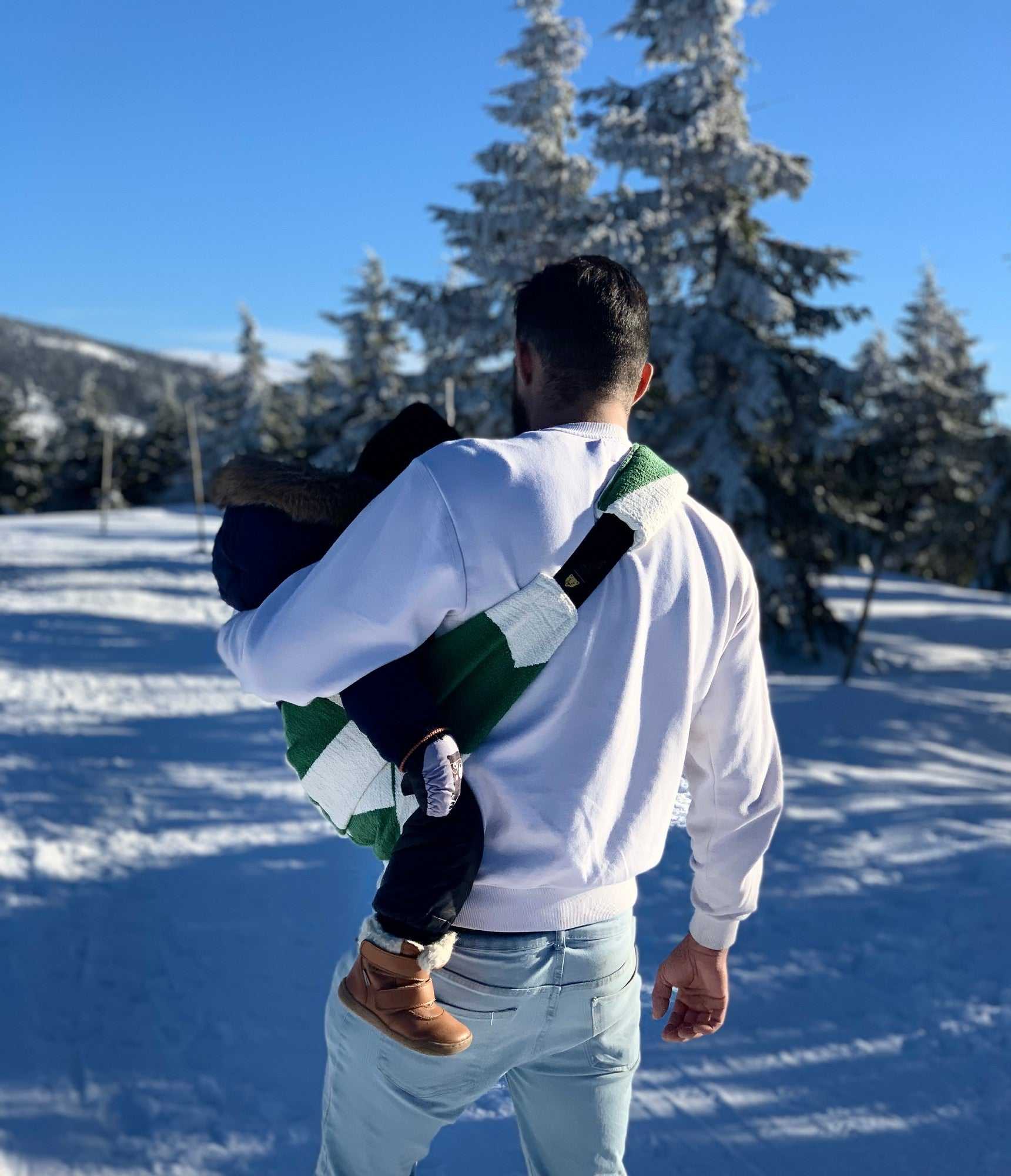 Kindertrage/ Green graphic