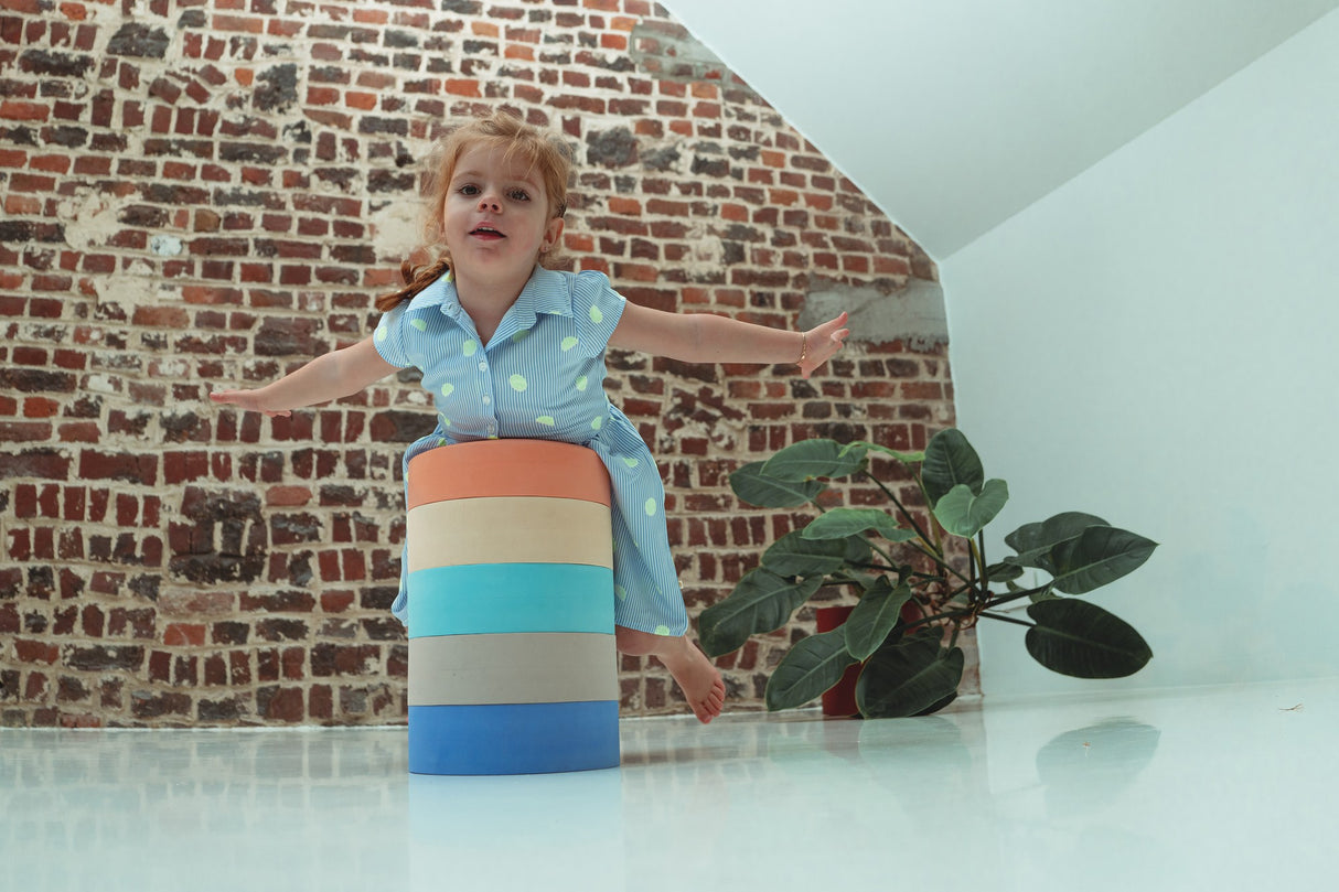 Rainbow- Chair - korbmayer. ganz besonders. für kinder.