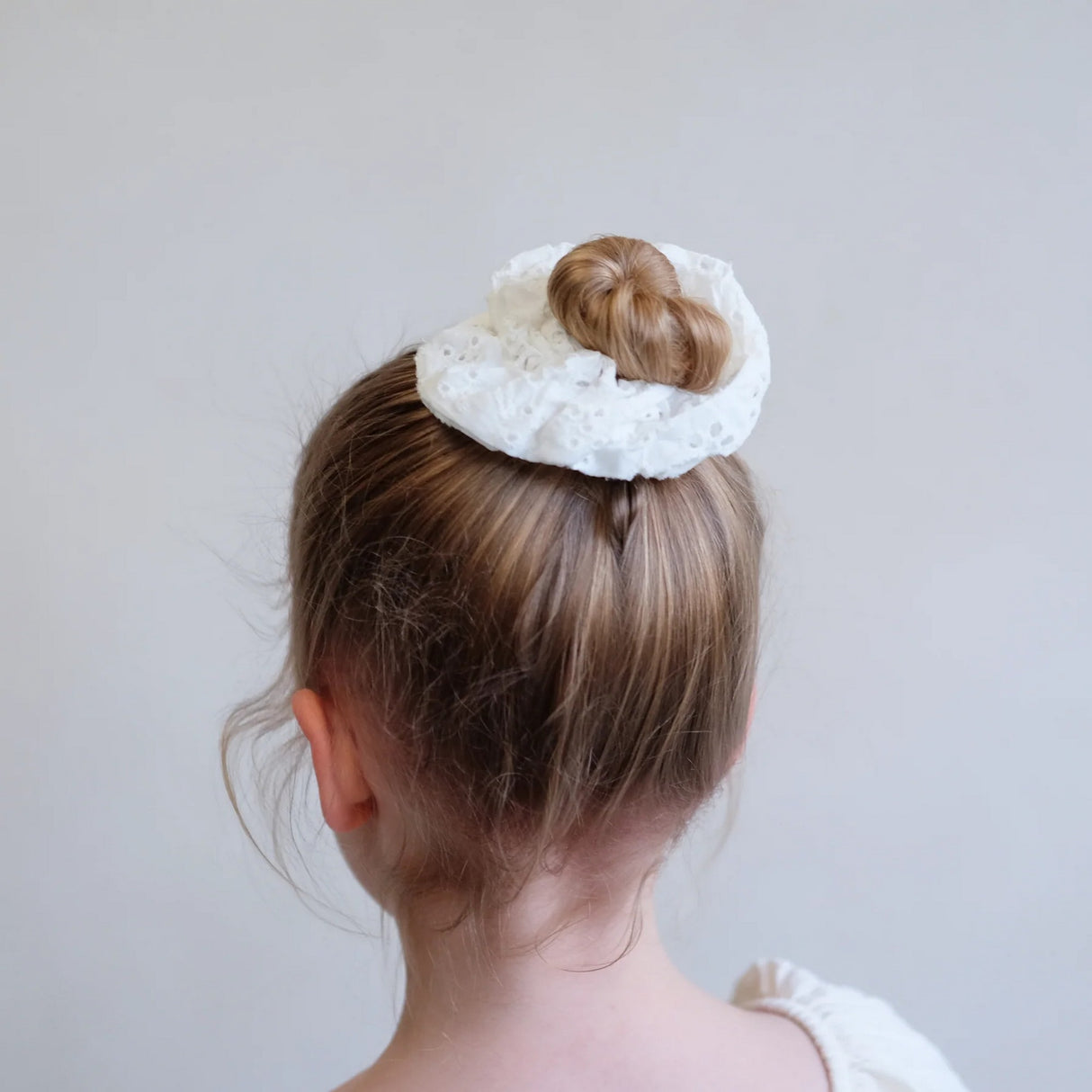 Giant Broderie Anglaise Scrunchie