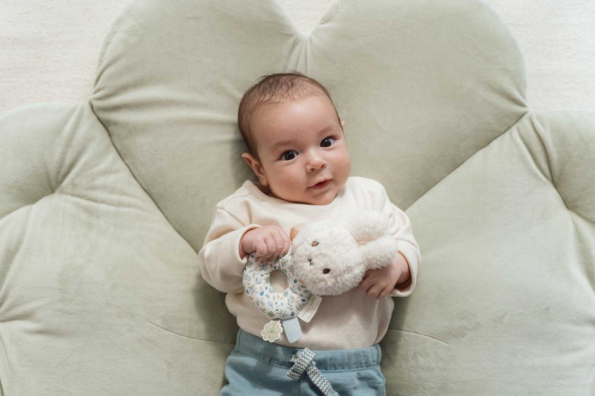 Miffy Rassel/ Lucky Leaves