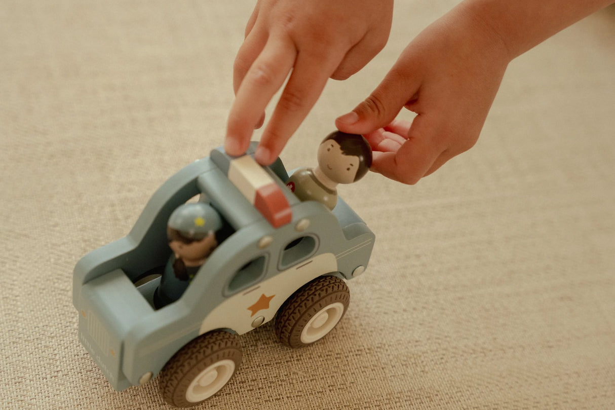 Holz- Polizeiauto