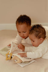 Stoffbuch mit Aktivitäten/ Newborn Naturals